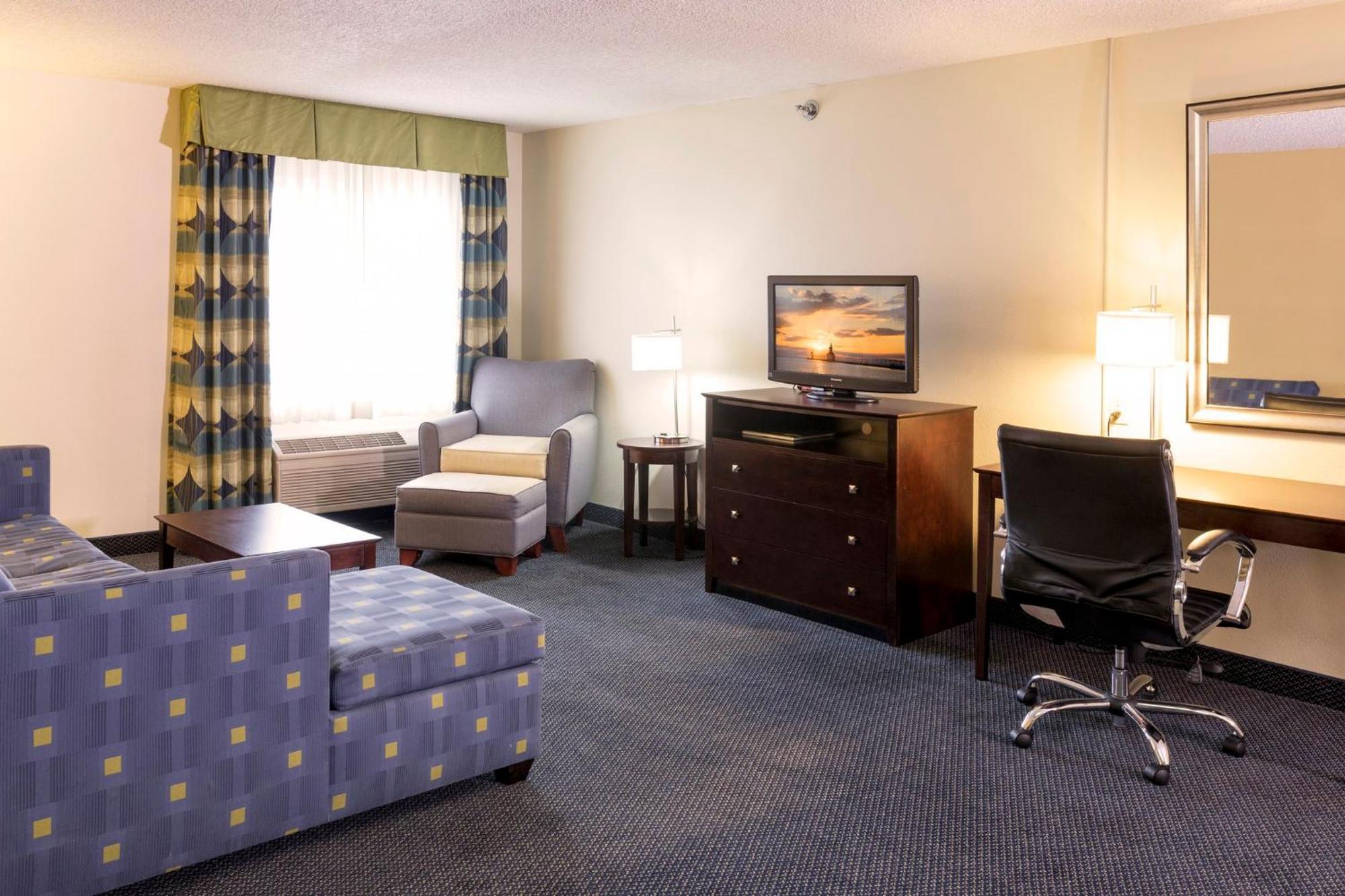 Holiday Inn Express Hotel & Suites-Saint Joseph By Ihg Exterior foto
